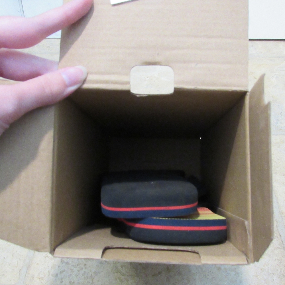FIRM PRICE!Quicksilver Youth, Cutback, Unisex, GUC With Box, Colorful Flip Flops - Picture 4 of 11